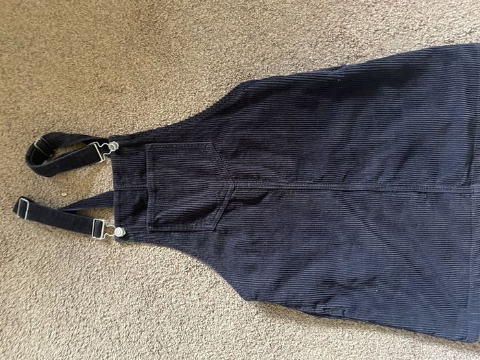 Black pinafore