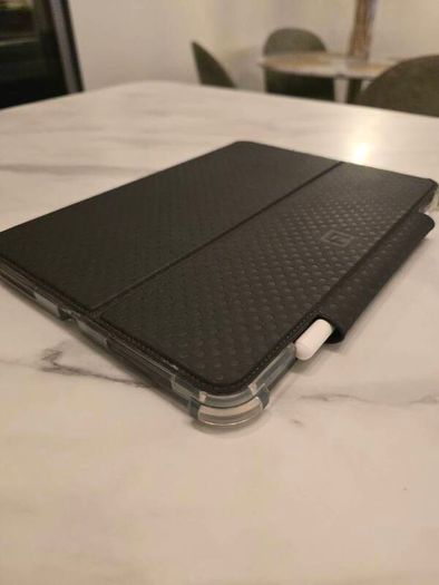 Apple iPad Pro 11 inch 3rd Gen (WIFI + Cellular) & Bundle