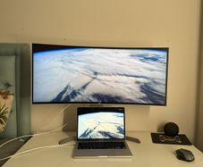 Lg 34 inch ulta wide monitor. With table included.and BachMann extension adapter.