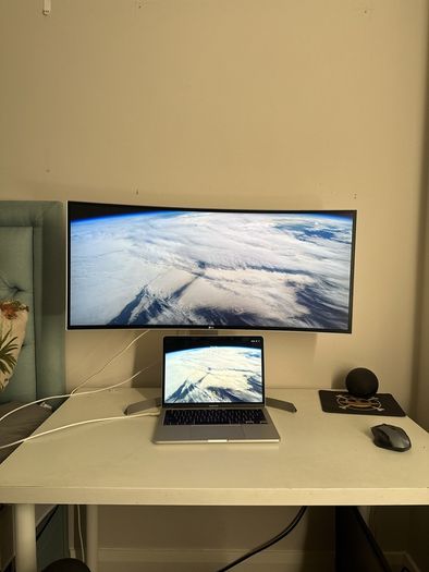 Lg 34 inch ulta wide monitor. With table included.and BachMann extension adapter.