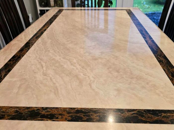 Marble kitchen/dinning room table and chairs