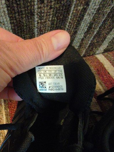 sport shoes