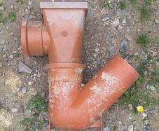 Drain universal gully trap and bend