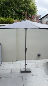 parasol and base