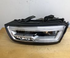 audi Q3 headlight