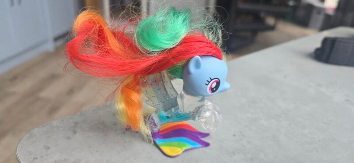RAINBOW DASH The Movie Flip & Flow Seapony Hasbro MLP G4 2017