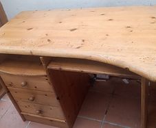 computer desk
