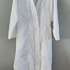 Marks and Spencer broderie anglaise cotton dressing gown two pockets belt midi length long sleeve in excellent condition with no issues see last photo for exact measurements FREE STANDARD POSTAGE INCLUDED