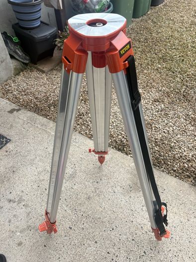 Laser tripod new