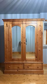 wardrobe