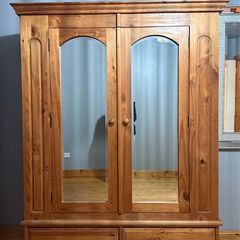 wardrobe