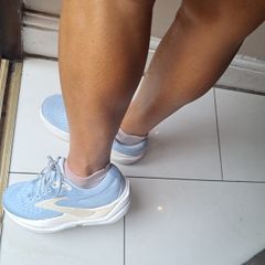 Brooks womens runners. 6.5 uk