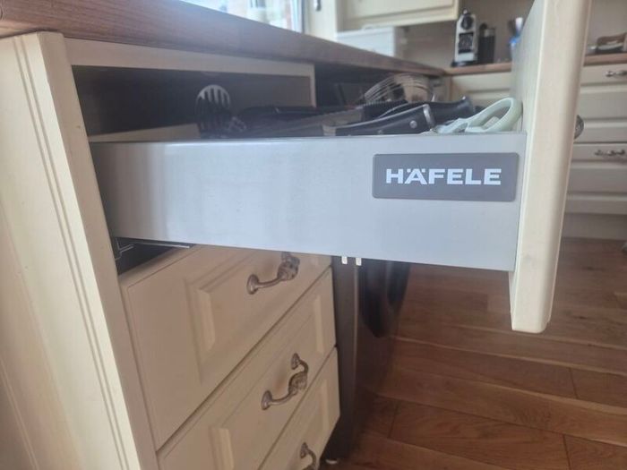 Kitchen (and some appliances)