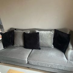 3 seater and 2 armchairs