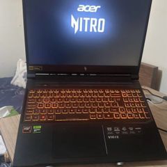 Nitro V16 Ryzen 7 GeForce RTX 4060 Gaming Laptop