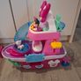 Minnie Mouse Bowdazzling yacht playset Image 4
