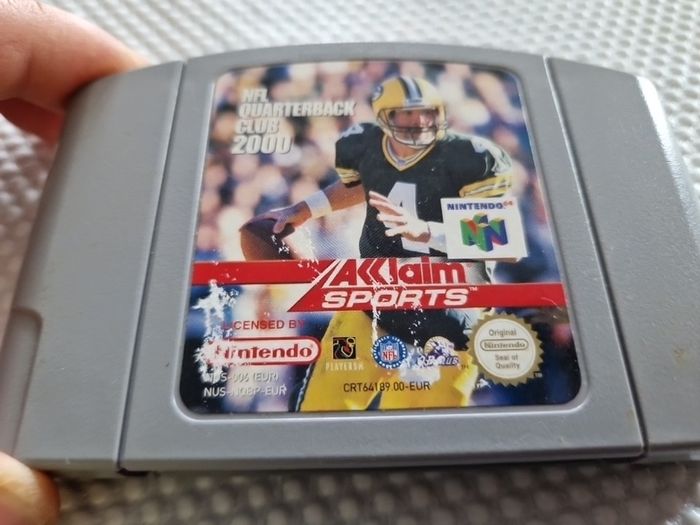 NFL Quarterback Club 2000 Nintendo 64 N64 Games Original