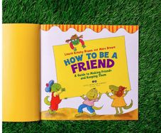 How to Be a Friend: A Guide to Making Friends and Keeping Them (Dino Tales: Life Guides for Families)