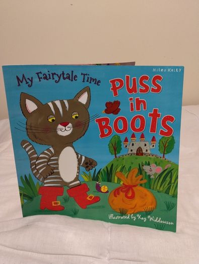 Puss In Boots Classic Fairytale Storybook