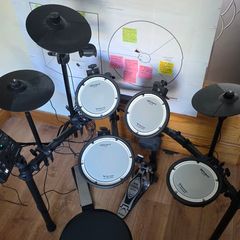 Roland V-Drums TD-07 electronic drum kit
