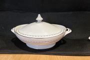 Royal Doulton - Tiara H4915- Vegetable Bowl (R10)