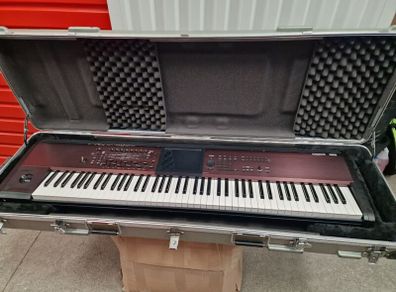 Korg Kronos 88 LS