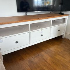 Hemnes TV Unit