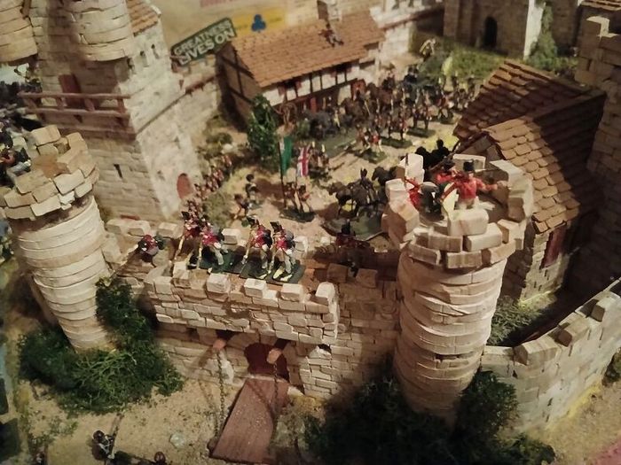 Fort and Soldiers