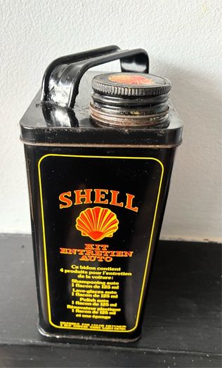 Vintage Shell Car Care Kit Tin