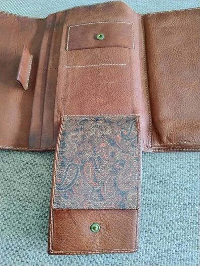 Vintage Malo Italian leather wallet with lots of pockets and compartments in very good condition with a lovely patina 20cm x 14cm when closed see all photos FREE STANDARD POSTAGE INCLUDED