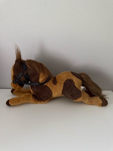 Large and small horse plush toy teddies