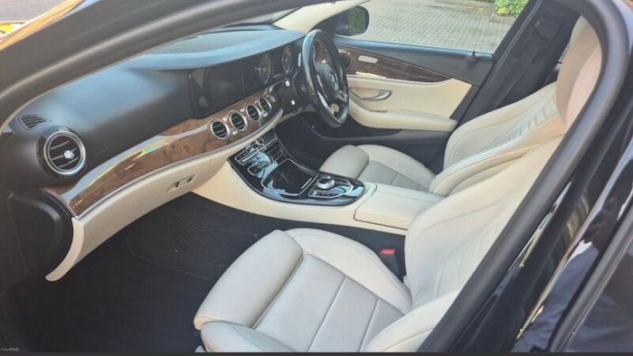 2017 Mercedes E200d AMG Line