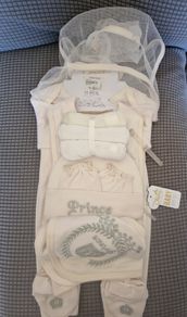 BNWT Disney Baby 11-Piece Newborn Gift Set - Prince Theme