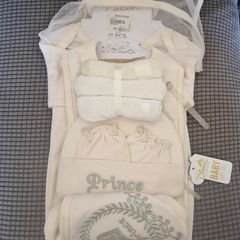 BNWT Disney Baby 11-Piece Newborn Gift Set - Prince Theme