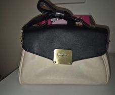 Leather handbag. Bnwt. Fiorelli. 50% off ad (",)