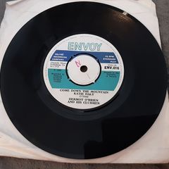 irish pressed single,  Dermot O'Brien AND HIS CLUBMEN