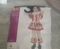 Costume