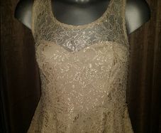 Forever21 beautiful beige lace top size XS UK6/8 EUR34/36 Postage included