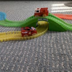 Magic tracks