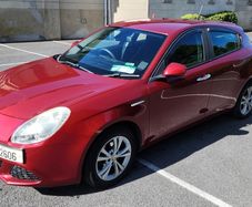 Alfa Romeo Giulietta 2012 118k km. Full service history.