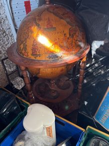 globe cabinet