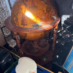 globe cabinet
