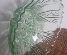 BOWL - Vintage - Green Glass - Dessert - Fruit Dish