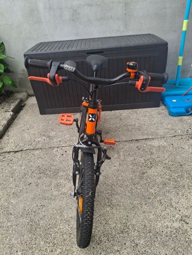 B'TWIN Robot 500 16" kids bike