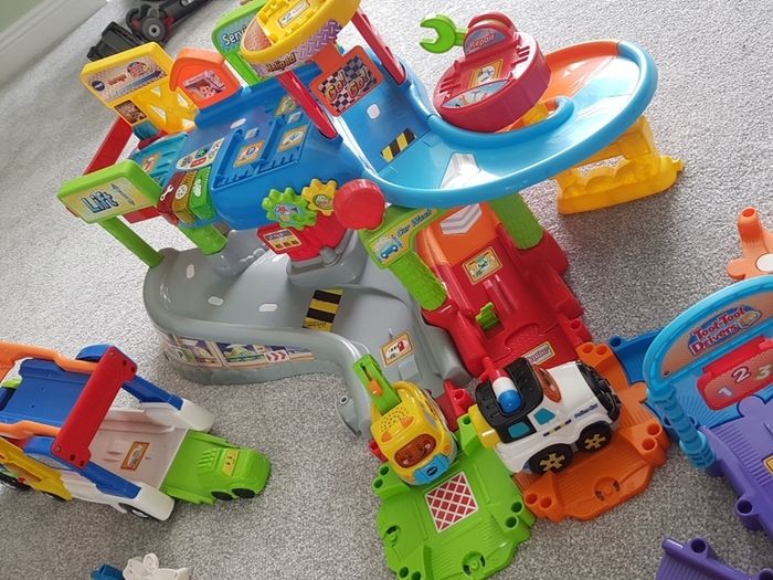 toys