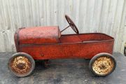 Vintage Tri-Ang Duke peddle car c1940