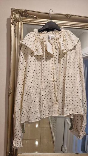 Brand new polka dot blouse