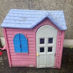 Garden playhouse