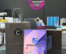 Samsung Z fold 6 256GIG