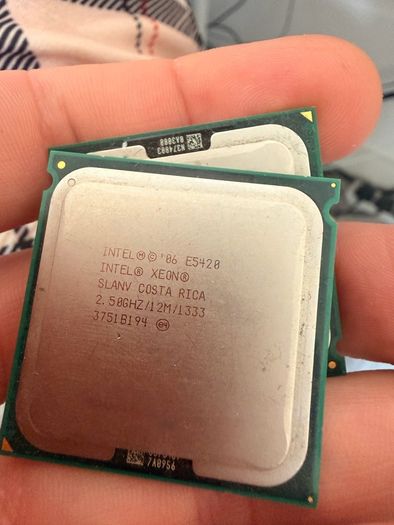 Bundle of 20 Vintage Intel CPUs  Core 2 Duo Core 2 Quad Xeon Socket 775 771